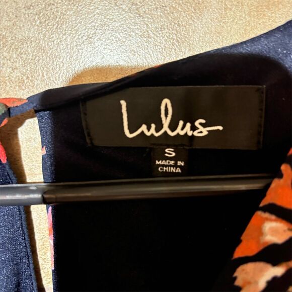 Lulus Women's Small Floral Long Sleeve Romper V-Neck Casual Spring - Picture 4 of 6